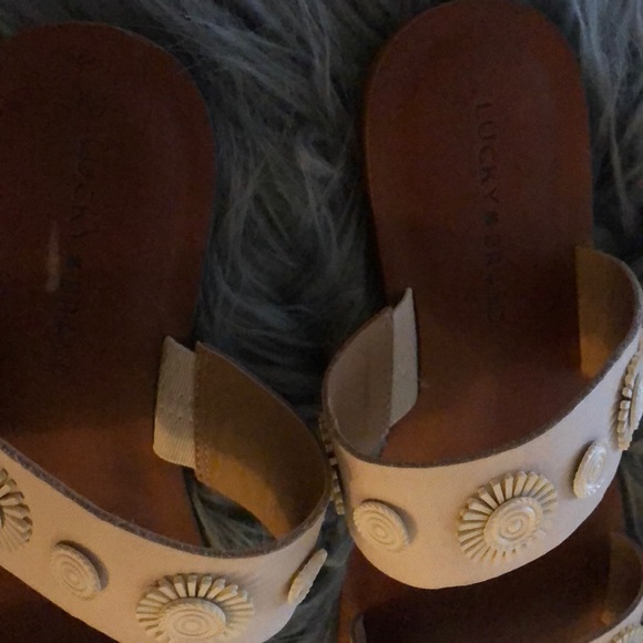 Sandals - Picture 3 of 4